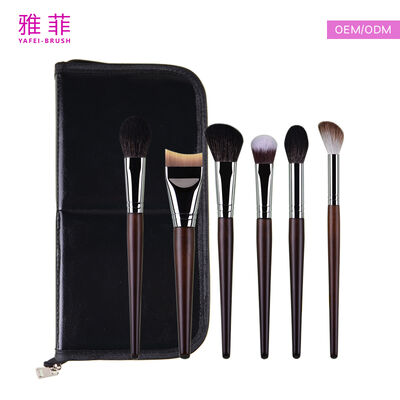 acheter Un pinceau de maquillage en forme de langue moyenne, classique, mélangeant les cheveux à la sable, idéal pour les maquilleurs professionnels et les salons de beauté fabrication en ligne