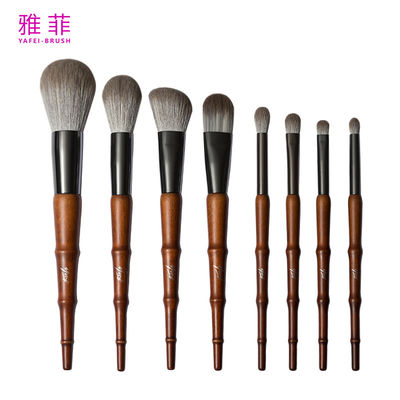 267A87108 Pinceau de maquillage végétalien en bambou 8PCS polyvalent synthétique personnalisé
