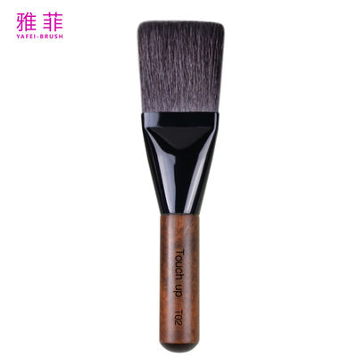 T02 Personnalisation Des brosses pour le maquillage des poils d'animaux Des brosses à poudre plates Des outils cosmétiques