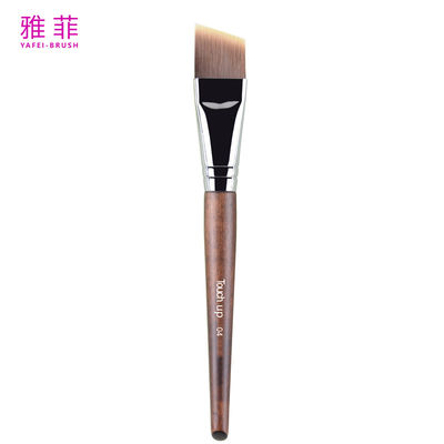 TOUCH UP 04 Pinceau de fondation Coiffure synthétique de cuivre Pinceau de maquillage à angle multifonctionnel