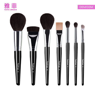 Pinceaux de maquillage en poils d'animaux, forme de langue moyenne, poils de martre classiques, pinceau estompeur, taille, couleur et logo personnalisables disponibles